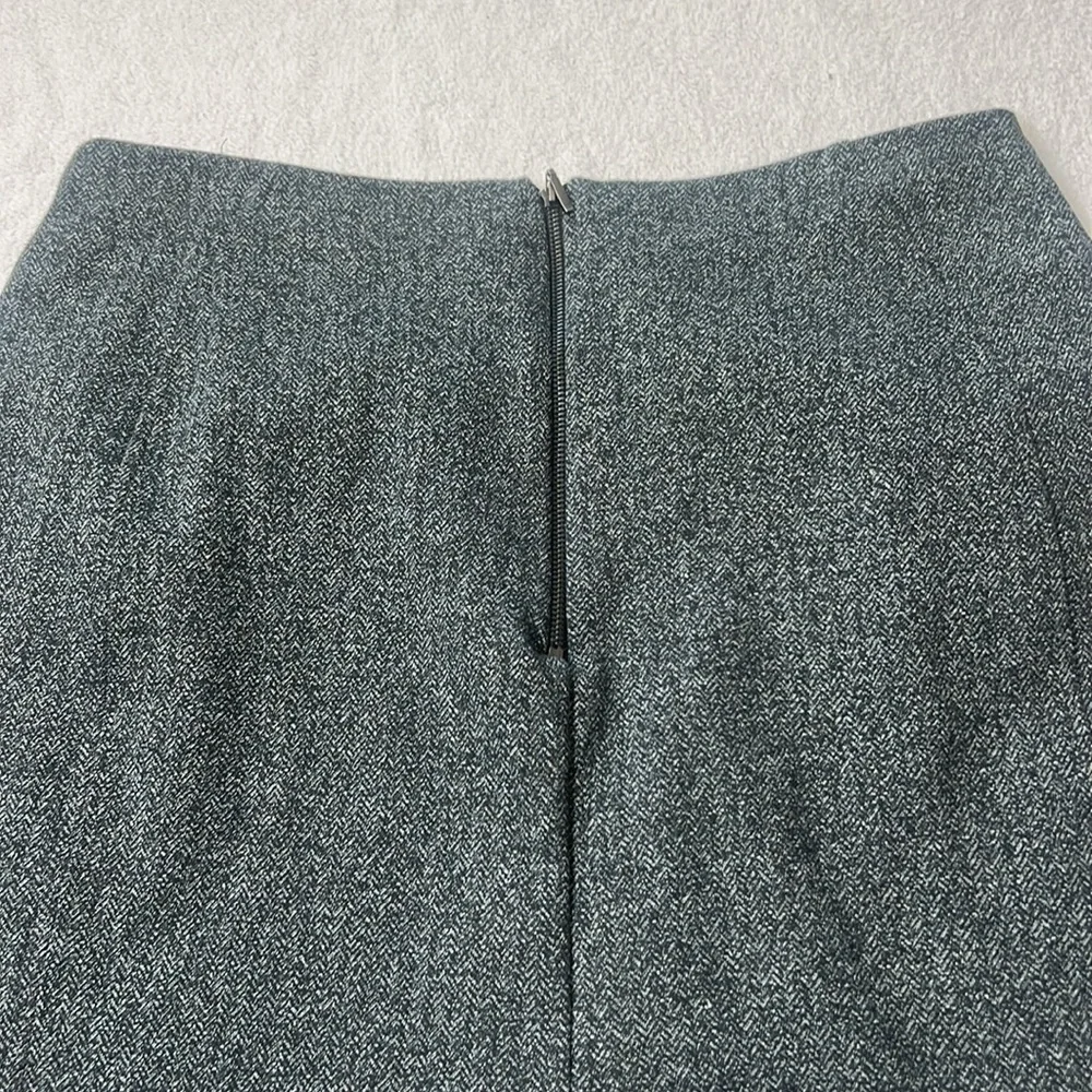 New York & Company Charcoal‎ Pencil Skirt Size 10